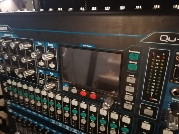 Taperack Allen & Heath QU-16 compleet